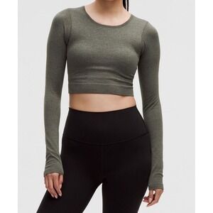 Lululemon Ebb To Street Long Sleeve Top Green Size 10 Athletic Gym Workout